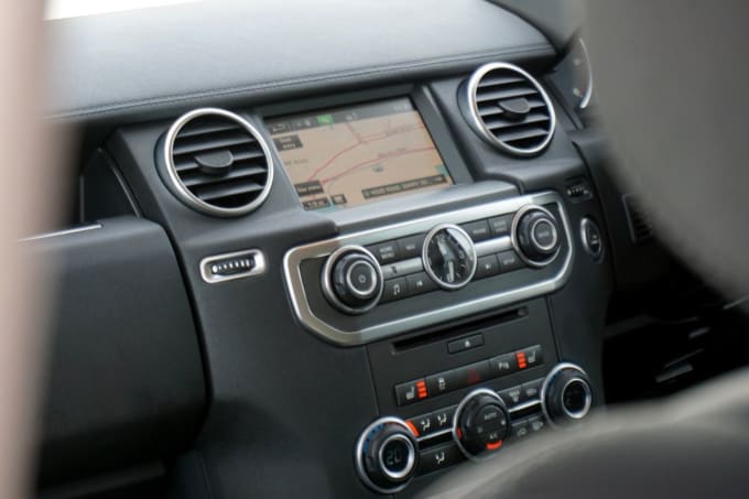 2025 Land Rover Discovery 4
