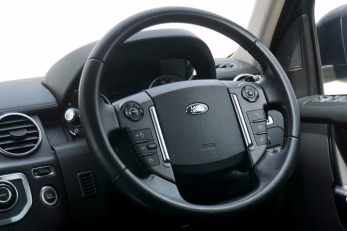 2025 Land Rover Discovery 4