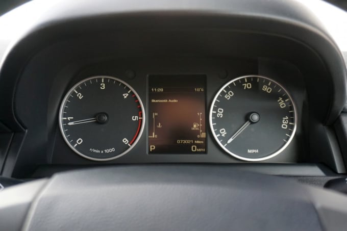 2025 Land Rover Discovery 4