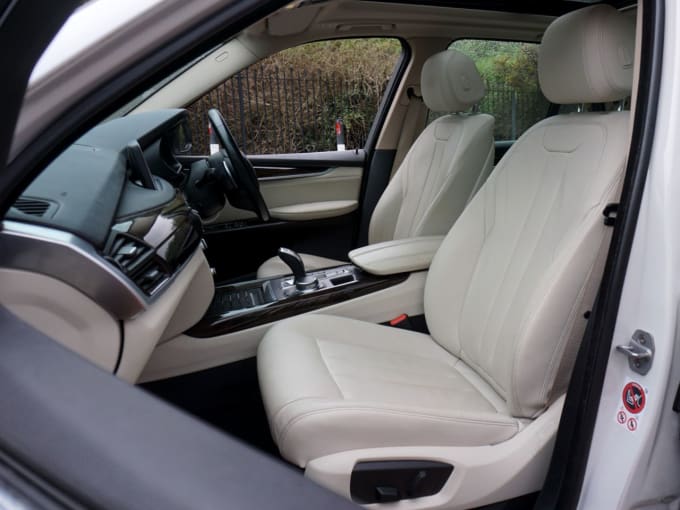 2025 BMW X5
