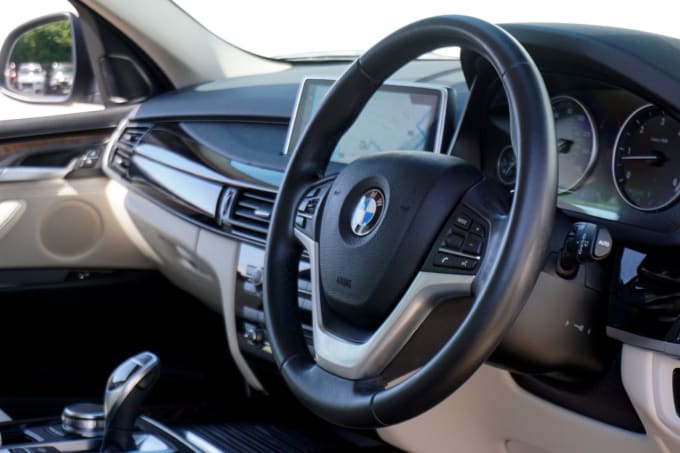 2025 BMW X5