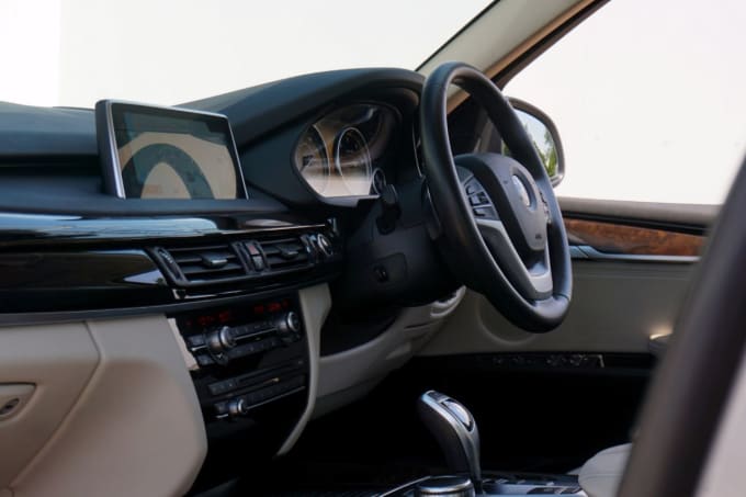 2025 BMW X5