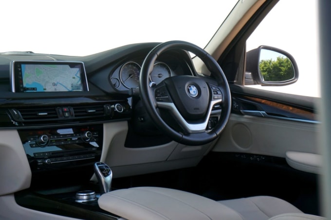 2025 BMW X5