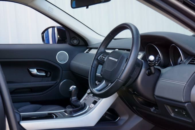 2025 Land Rover Range Rover Evoque