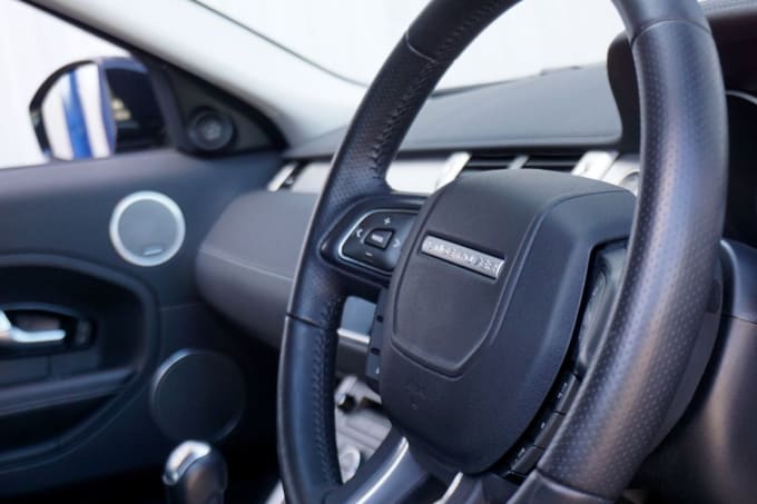 2025 Land Rover Range Rover Evoque