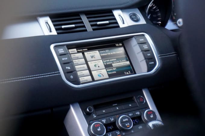 2025 Land Rover Range Rover Evoque