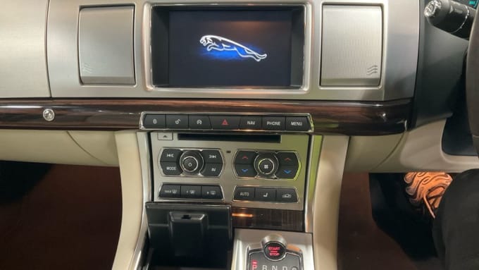 2025 Jaguar Xf