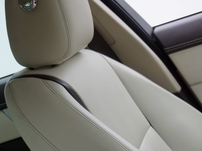 2025 Jaguar Xf