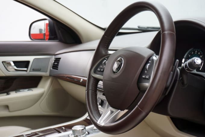 2025 Jaguar Xf