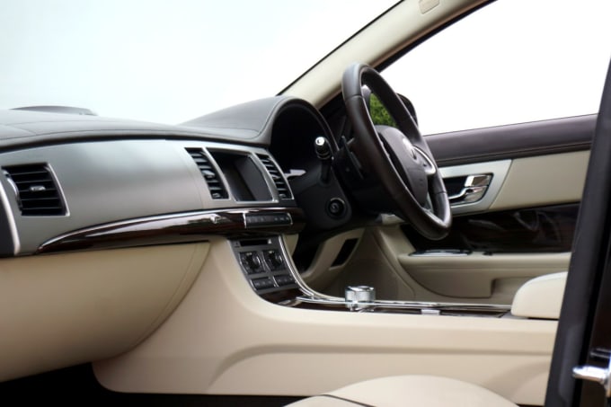 2025 Jaguar Xf