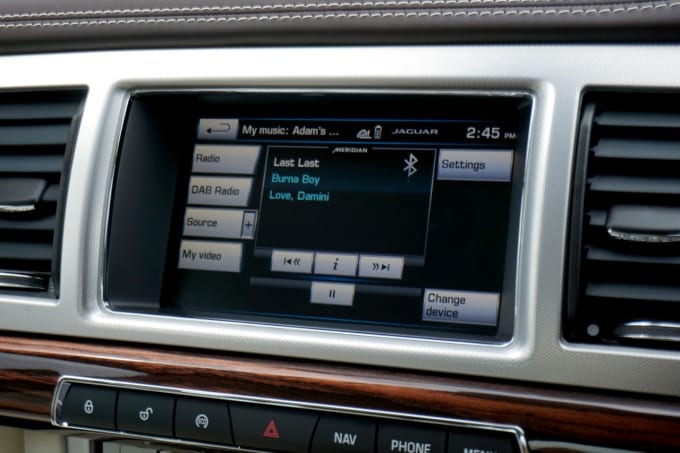 2025 Jaguar Xf