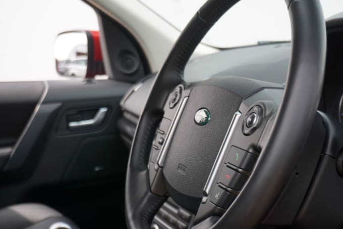 2025 Land Rover Freelander 2