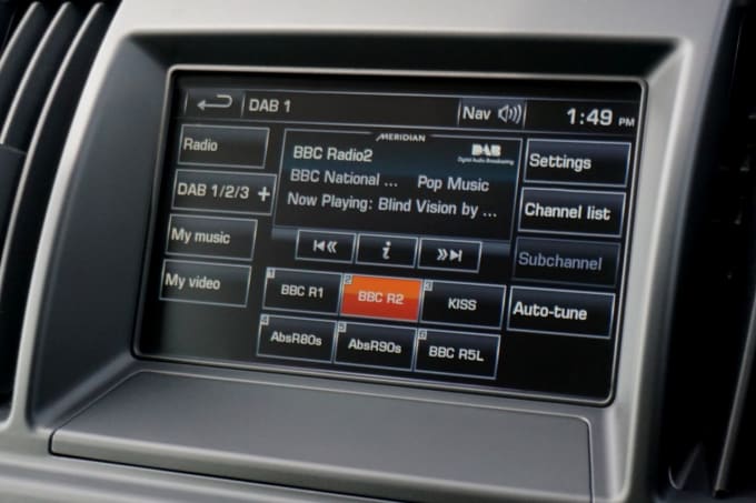 2025 Land Rover Freelander 2