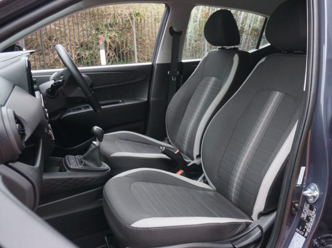 2025 Hyundai I10