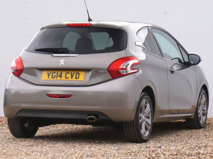 2025 Peugeot 208