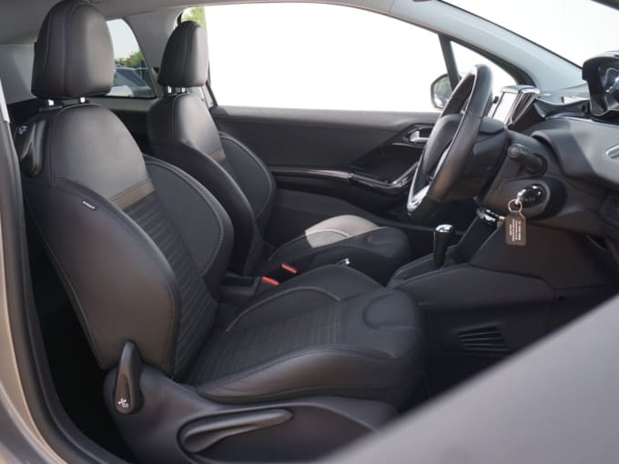 2025 Peugeot 208