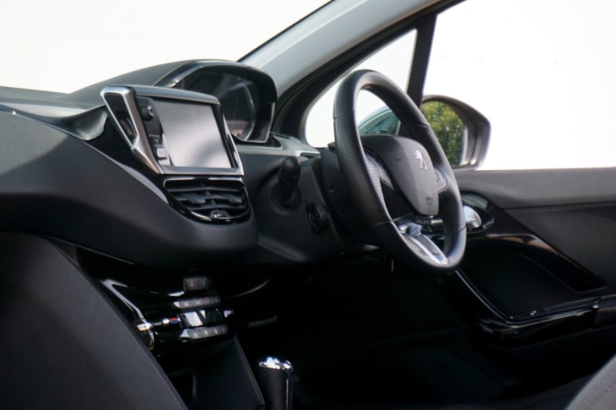 2025 Peugeot 208