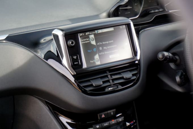 2025 Peugeot 208