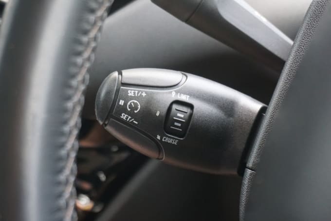 2025 Peugeot 208