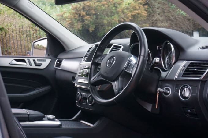 2025 Mercedes-benz M-class
