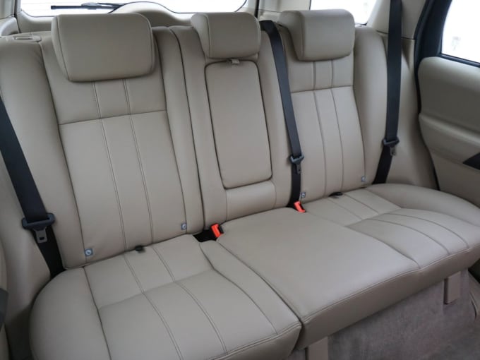 2025 Land Rover Freelander 2