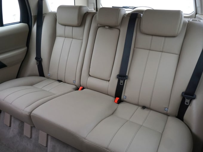 2025 Land Rover Freelander 2