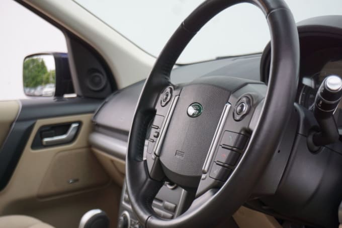 2025 Land Rover Freelander 2