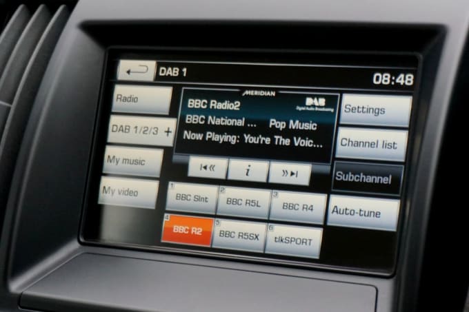 2025 Land Rover Freelander 2