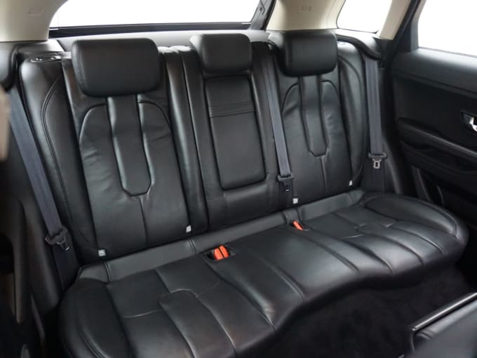 2025 Land Rover Range Rover Evoque