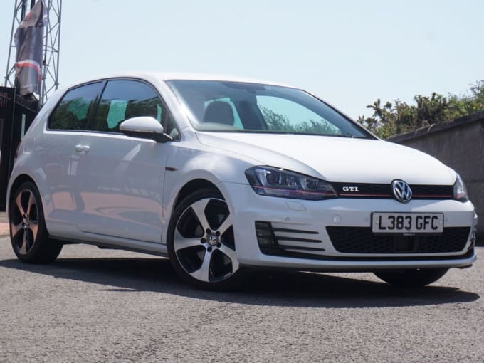 2025 Volkswagen Golf