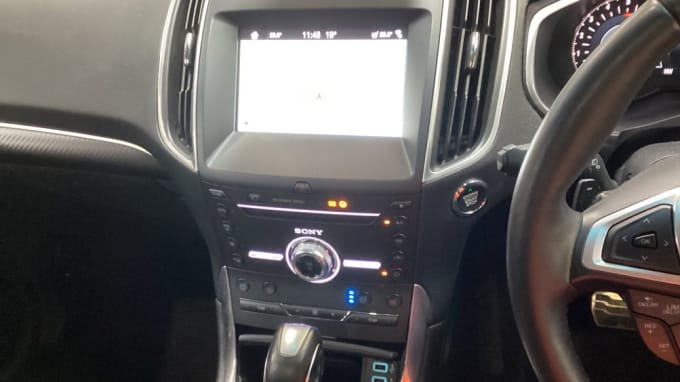 2025 Ford Edge
