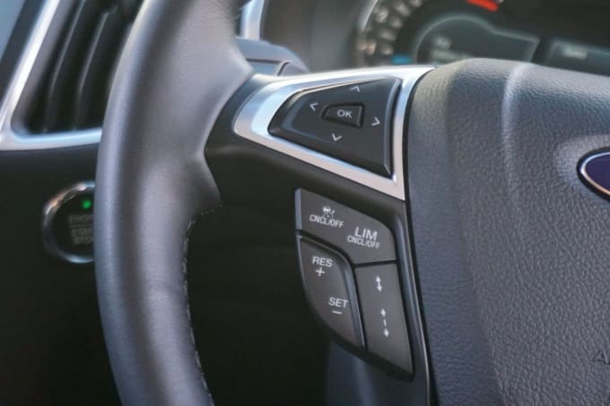2025 Ford Edge