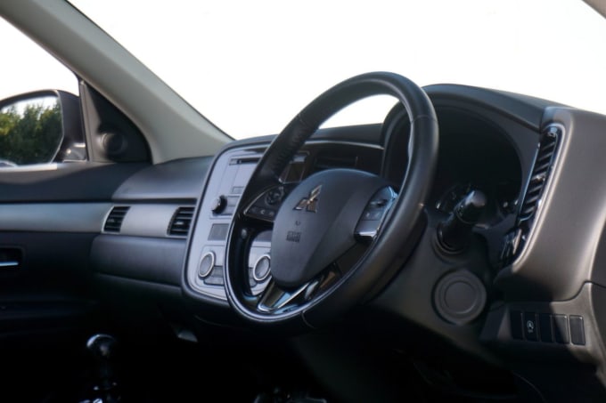 2025 Mitsubishi Outlander