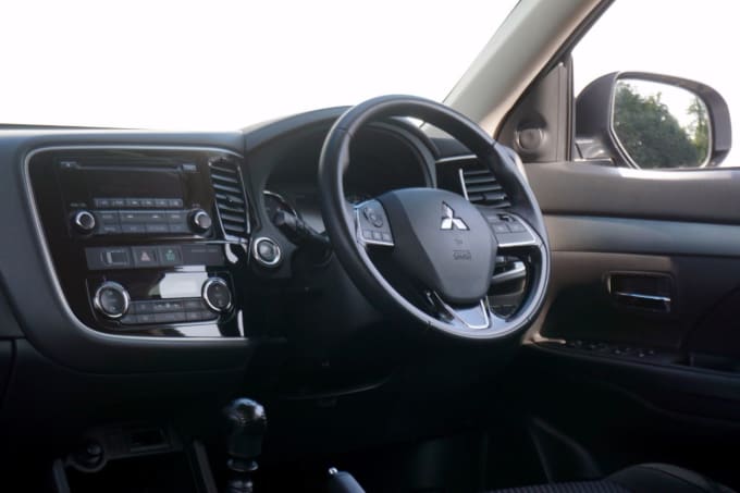 2025 Mitsubishi Outlander