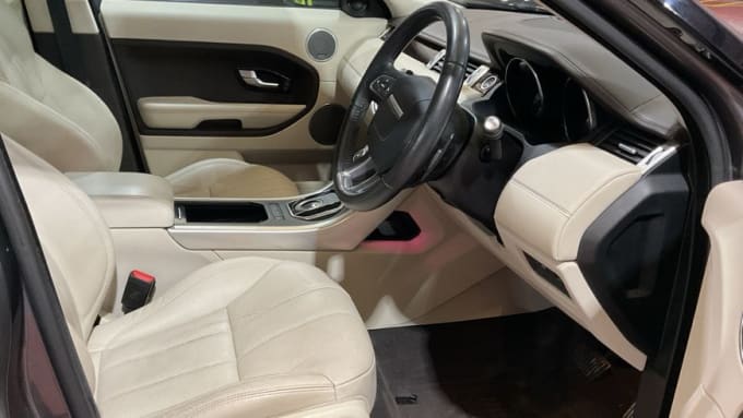 2025 Land Rover Range Rover Evoque