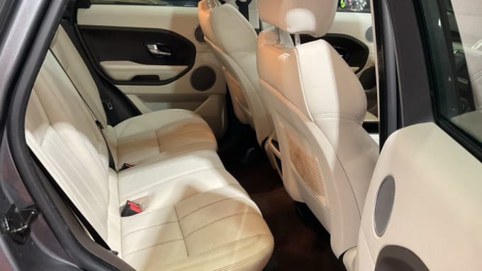 2025 Land Rover Range Rover Evoque