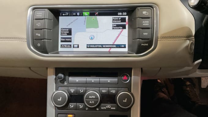 2025 Land Rover Range Rover Evoque