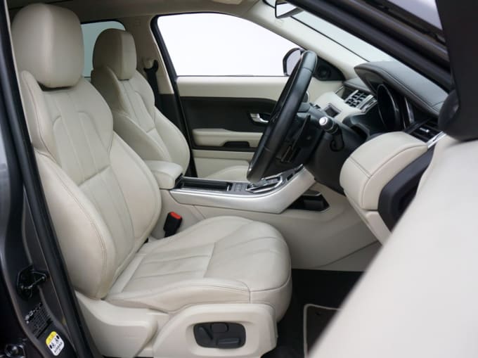 2025 Land Rover Range Rover Evoque