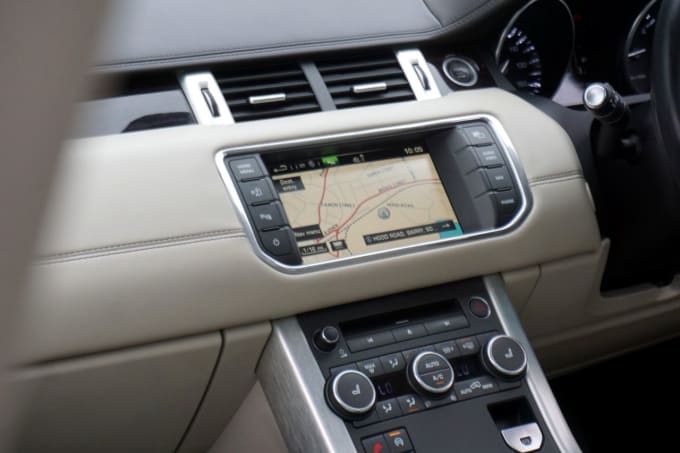 2025 Land Rover Range Rover Evoque
