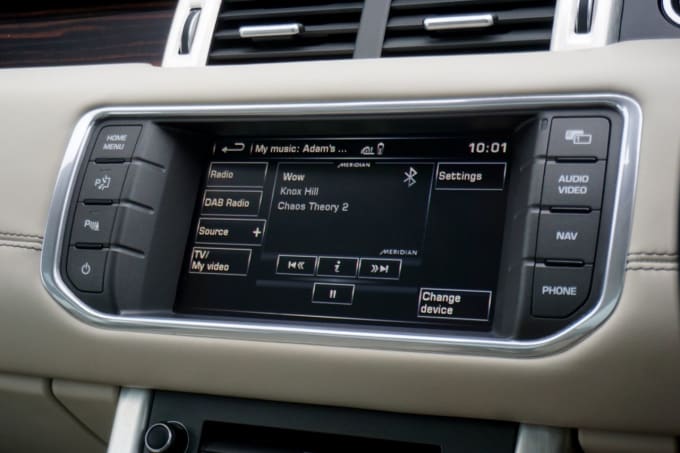 2025 Land Rover Range Rover Evoque
