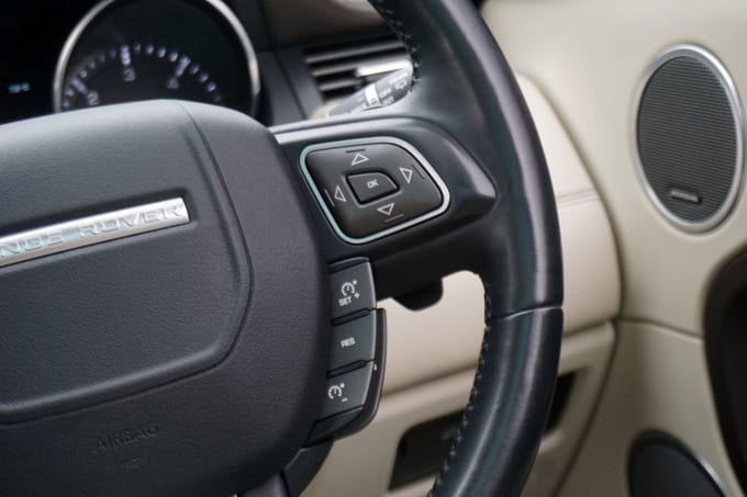 2025 Land Rover Range Rover Evoque