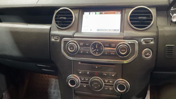 2025 Land Rover Discovery 4