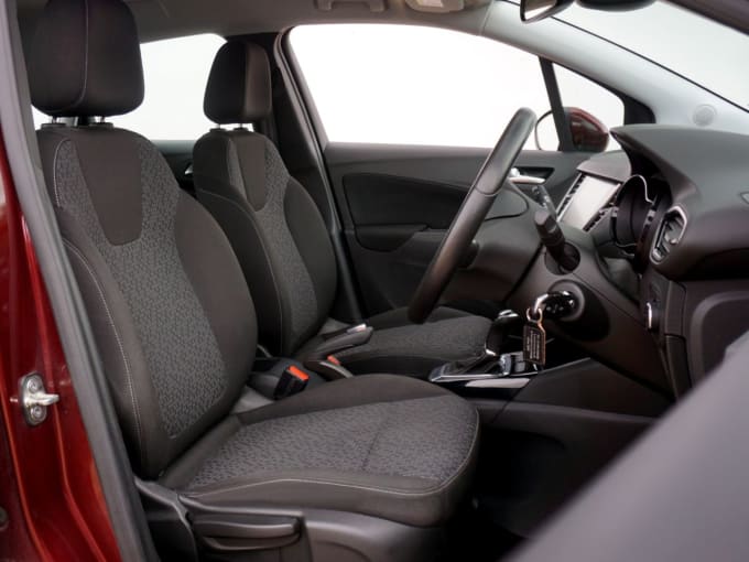 2025 Vauxhall Crossland X