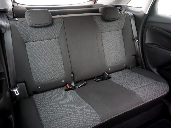 2025 Vauxhall Crossland X
