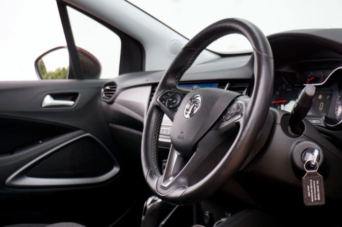 2025 Vauxhall Crossland X