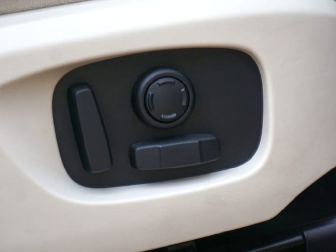 2025 Land Rover Discovery Sport