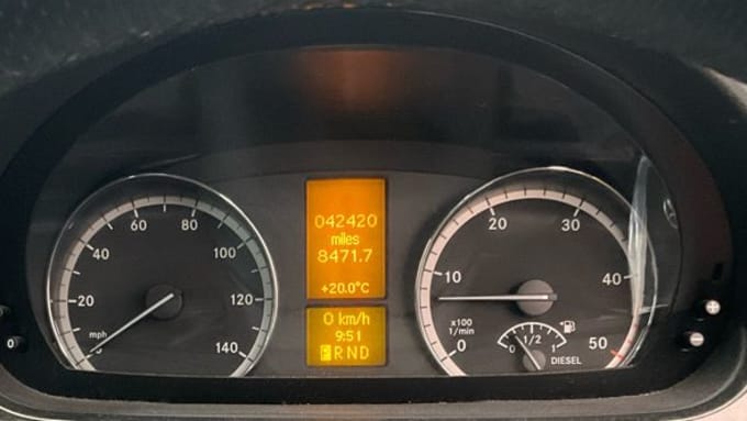 2025 Mercedes-benz Viano