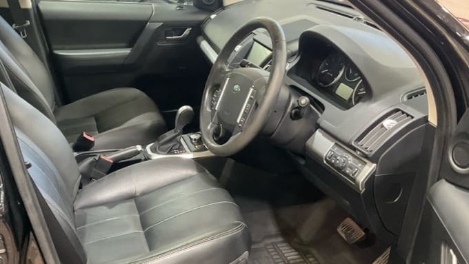 2025 Land Rover Freelander 2