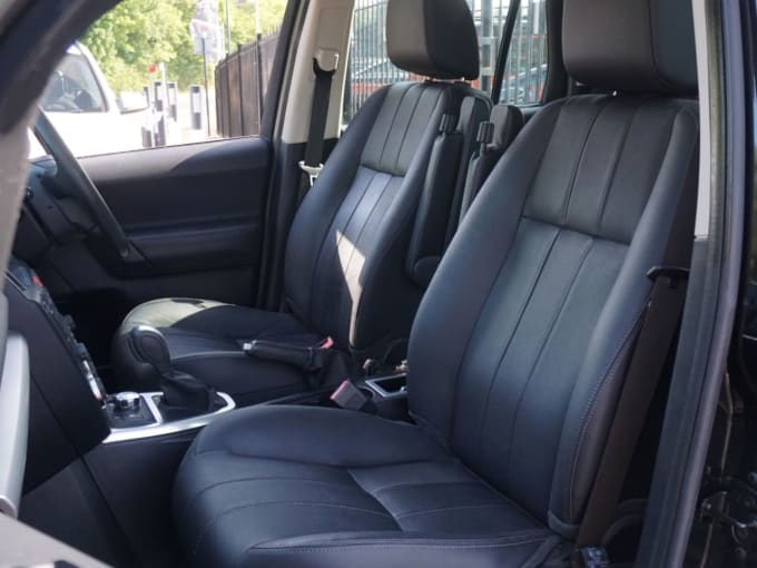 2025 Land Rover Freelander 2