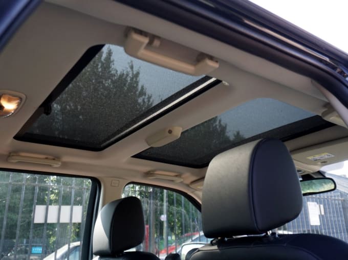2025 Land Rover Freelander 2